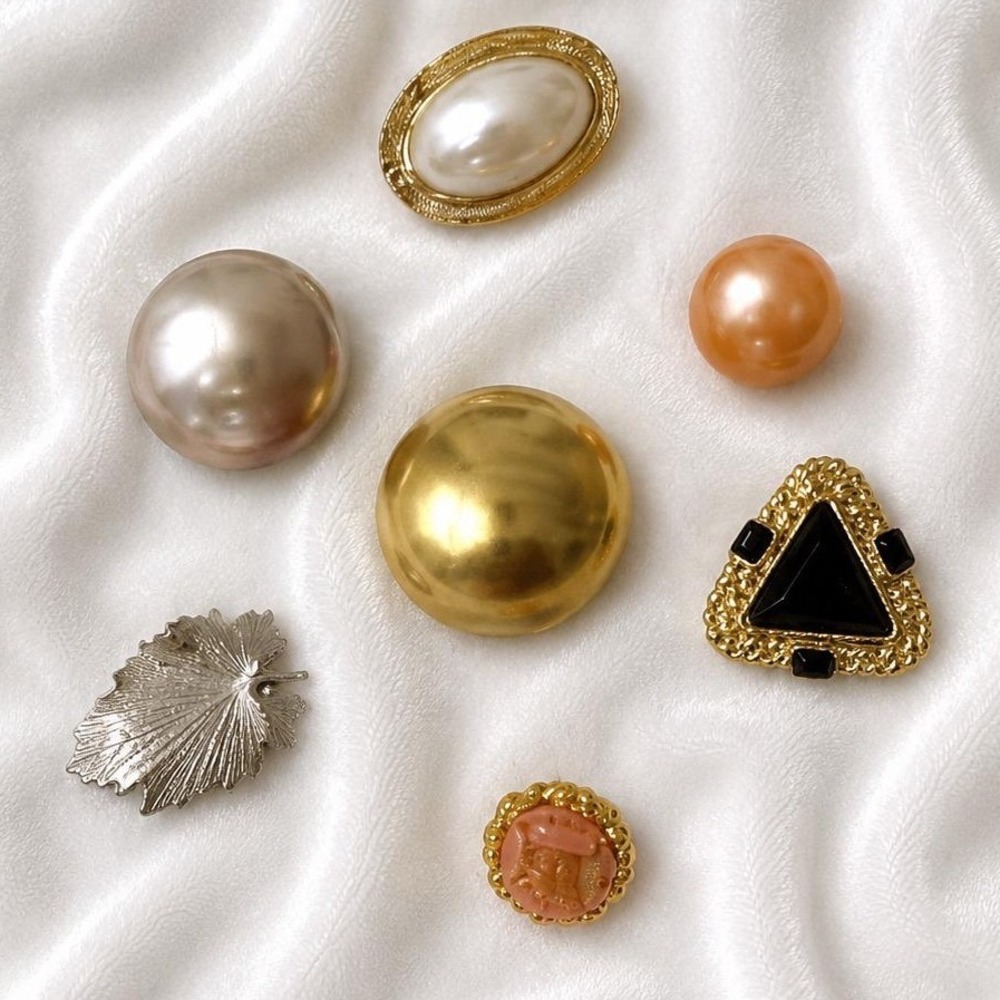 Vintage Brooch Lot 7pc Gold Tone Pearl Coral Leaf Geometric Statement Pins